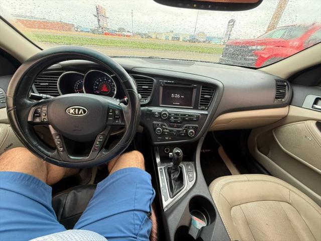 2011 Kia Optima EX Turbo