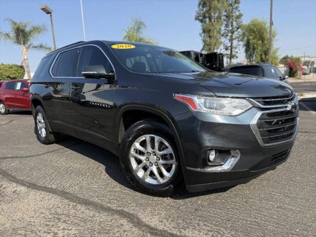 2020 Chevrolet Traverse FWD LT Cloth for sale in Fresno, CA