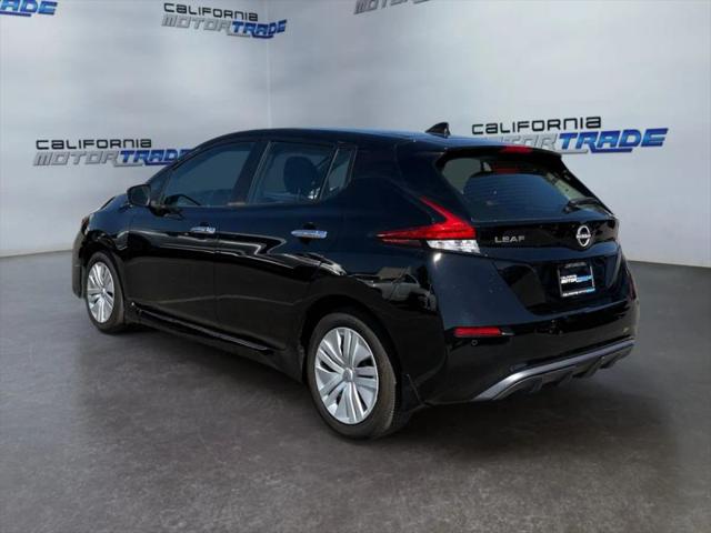 2025 Nissan LEAF S