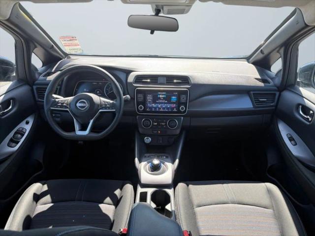 2025 Nissan LEAF S