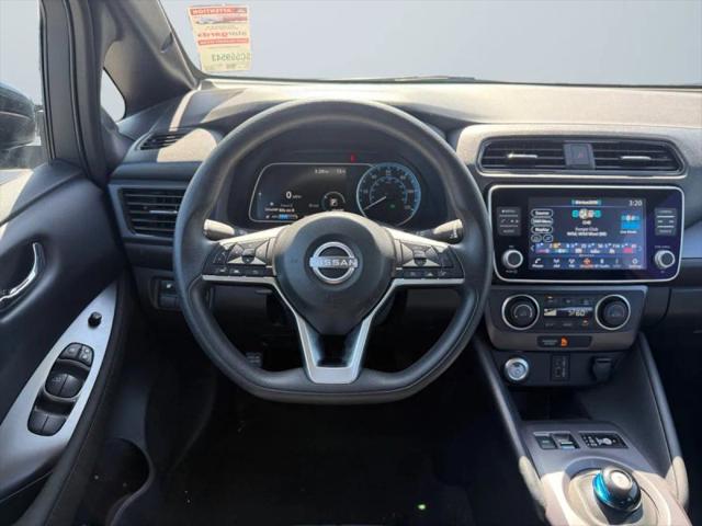 2025 Nissan LEAF S