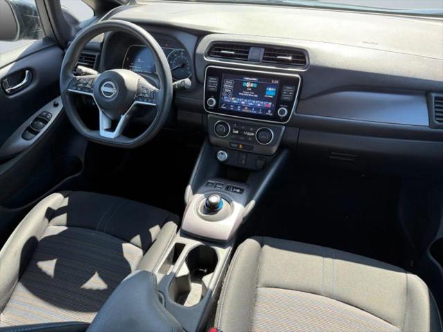 2025 Nissan LEAF S