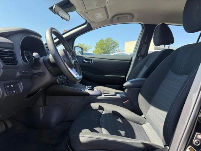 2025 Nissan LEAF S