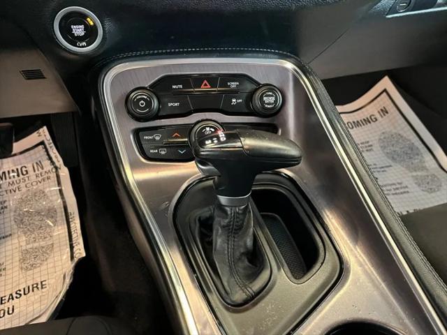 2017 Dodge Challenger SXT