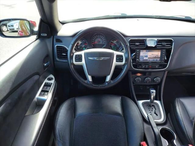 2012 Chrysler 200 S