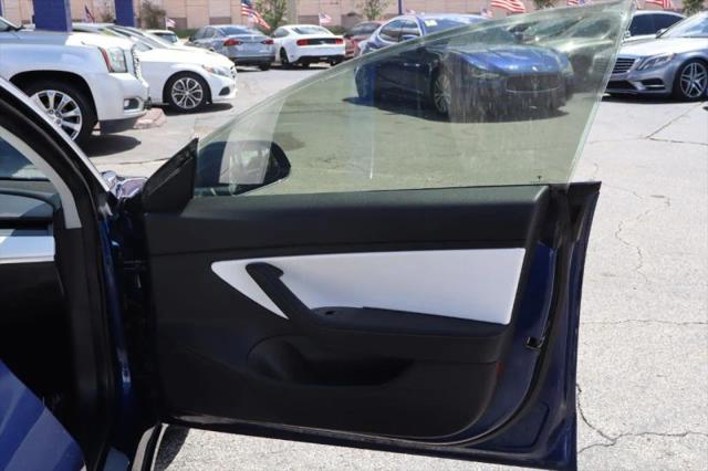 2019 Tesla Model 3 Performance
