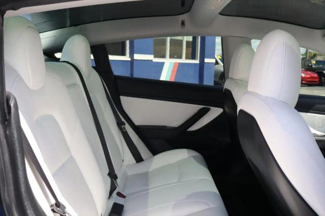 2019 Tesla Model 3 Performance