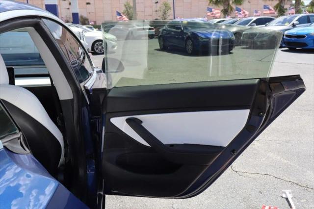 2019 Tesla Model 3 Performance