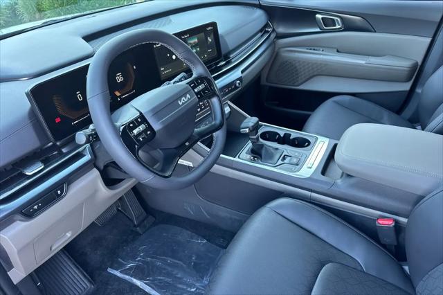 2027 Kia Carnival LXS