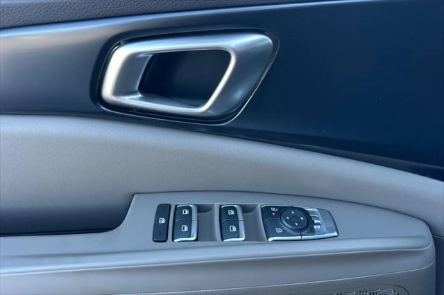 2027 Kia Carnival LXS