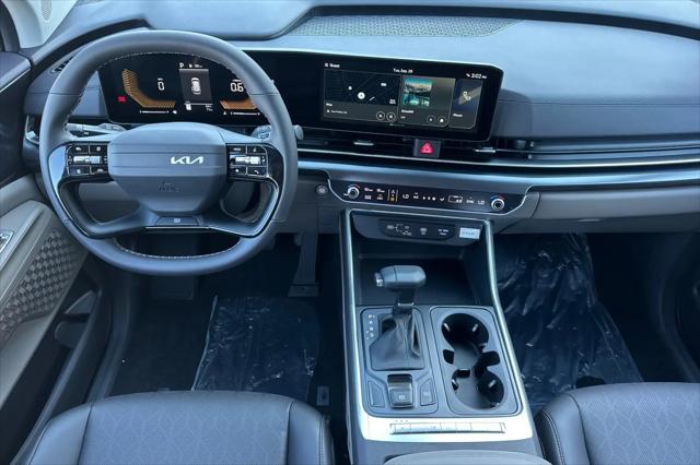 2027 Kia Carnival LXS