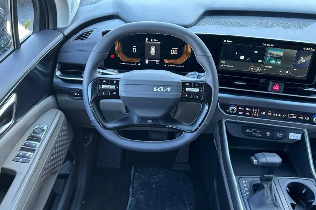 2027 Kia Carnival LXS