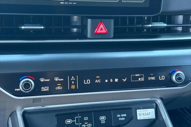 2027 Kia Carnival LXS