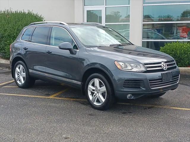 2014 Volkswagen Touareg TDI Lux for sale in Middleton, WI