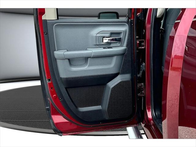 2018 Ram 1500 Big Horn Quad Cab 4x4 64 Box