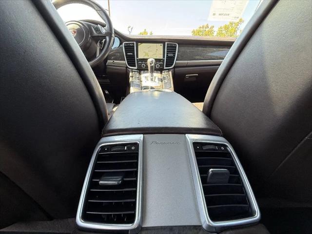 2011 Porsche Panamera 4S