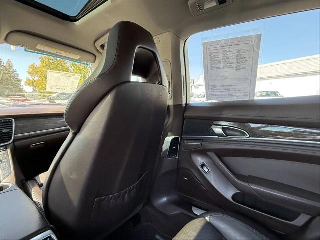 2011 Porsche Panamera 4S