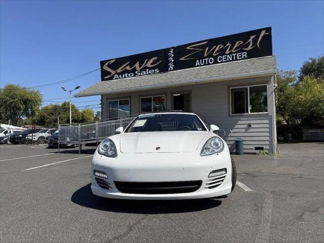 2011 Porsche Panamera 4S