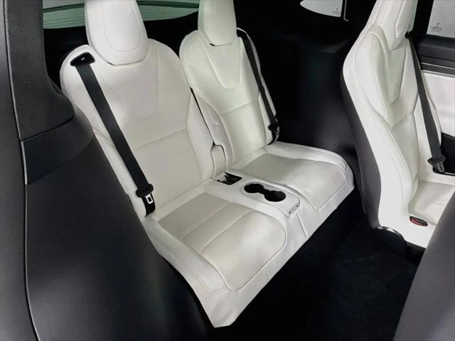 2022 Tesla Model X Plaid Tri Motor All-Wheel Drive