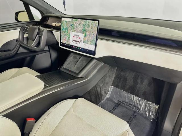 2022 Tesla Model X Plaid Tri Motor All-Wheel Drive