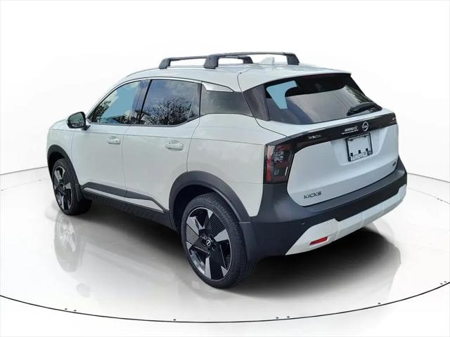 2025 Nissan Kicks SR FWD