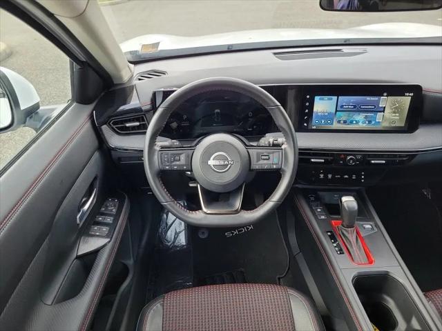 2025 Nissan Kicks SR FWD