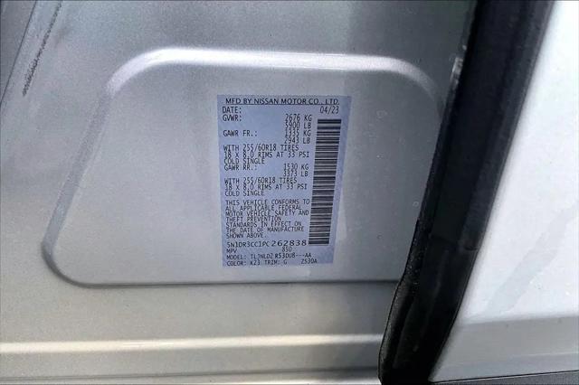 2023 Nissan Pathfinder SL 4WD