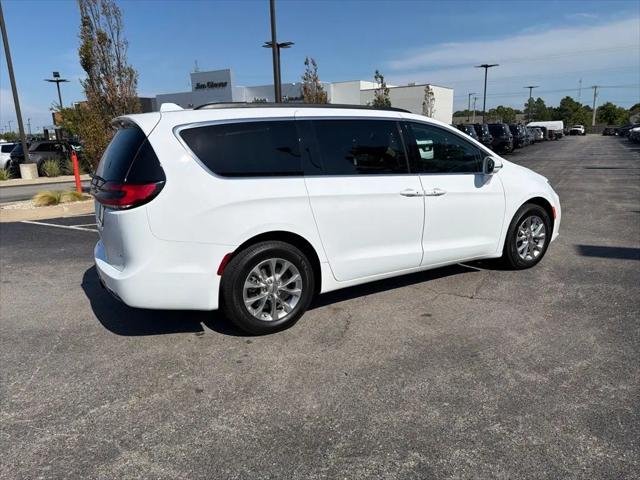 2022 Chrysler Pacifica Touring L AWD