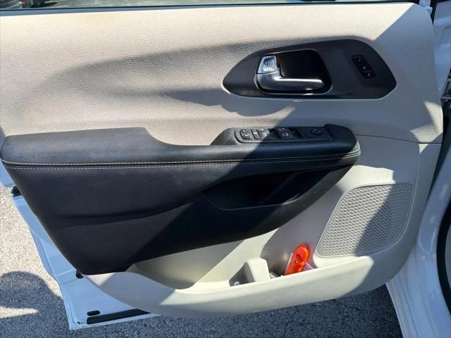 2022 Chrysler Pacifica Touring L AWD