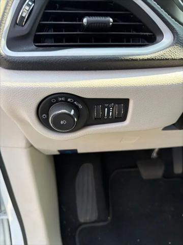 2022 Chrysler Pacifica Touring L AWD