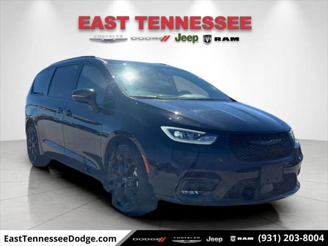 2025 Chrysler Pacifica Limited for sale in Crossville, TN