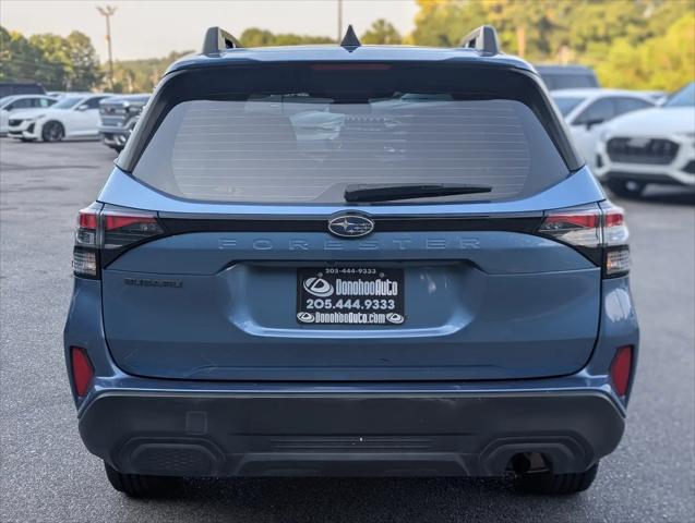 2025 Subaru Forester Base
