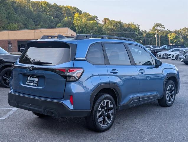 2025 Subaru Forester Base