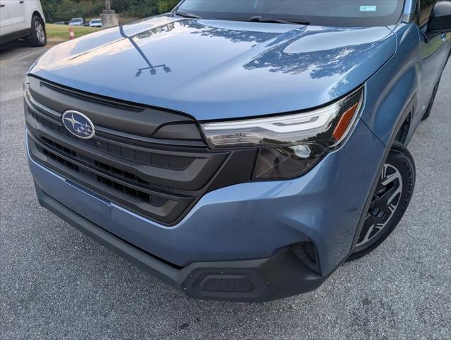 2025 Subaru Forester Base