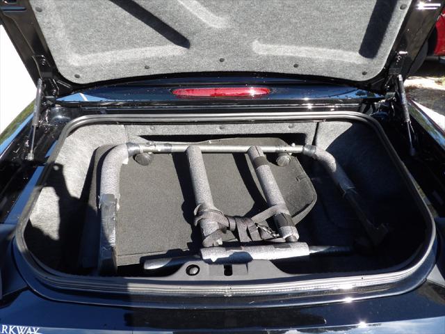 2002 Ford Thunderbird Unknown