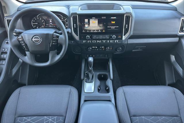 2027 Nissan Frontier SV