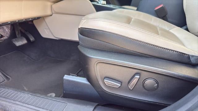 2020 Ford Escape Titanium Hybrid