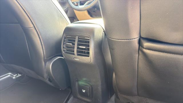 2020 Ford Escape Titanium Hybrid
