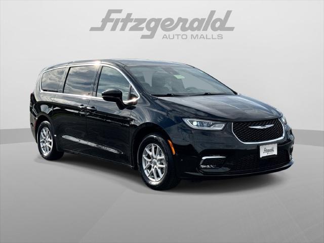 2024 Chrysler Pacifica Touring 2024 Chrysler Pacifica Touring