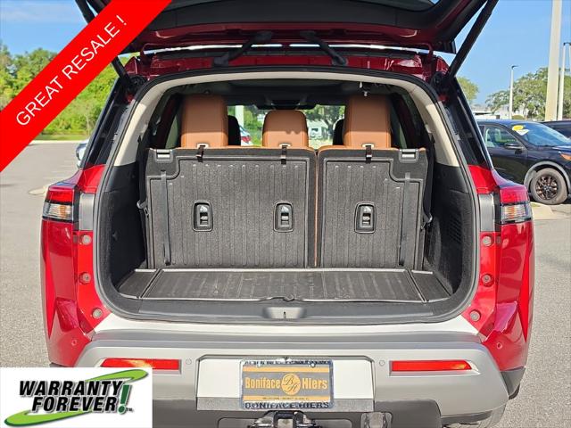 2023 Nissan Pathfinder Platinum FWD