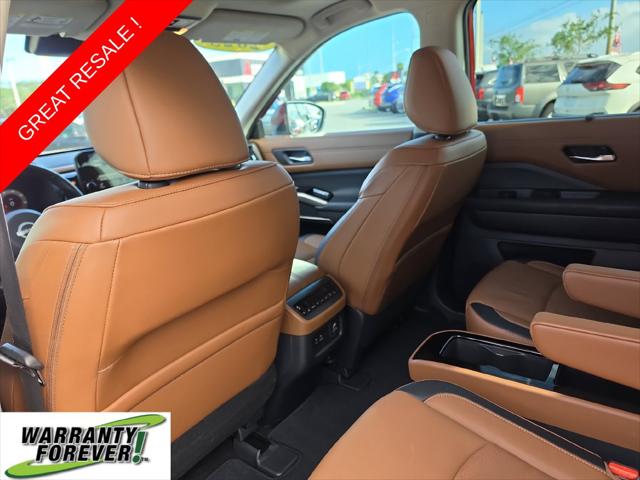 2023 Nissan Pathfinder Platinum FWD