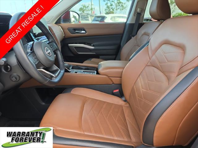 2023 Nissan Pathfinder Platinum FWD