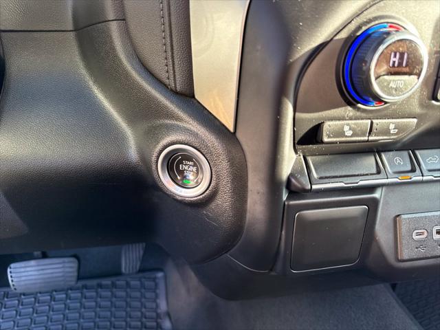 2021 Chevrolet Silverado 1500 4WD Crew Cab Short Bed LT