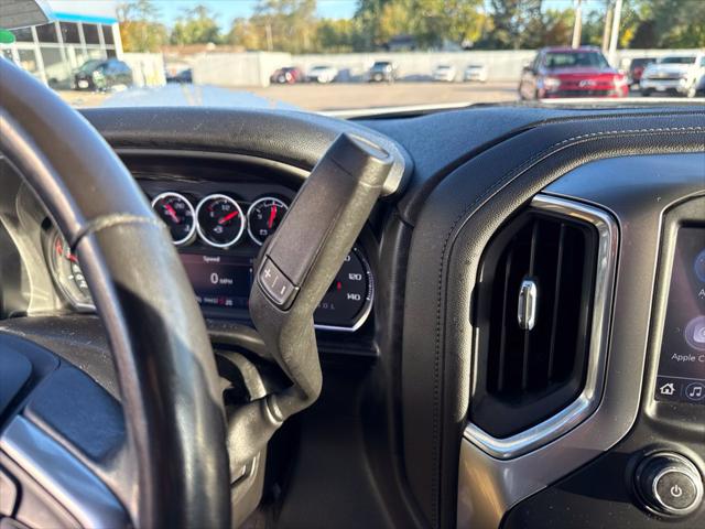 2021 Chevrolet Silverado 1500 4WD Crew Cab Short Bed LT