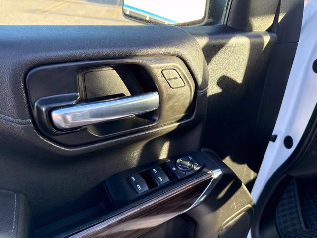 2021 Chevrolet Silverado 1500 4WD Crew Cab Short Bed LT