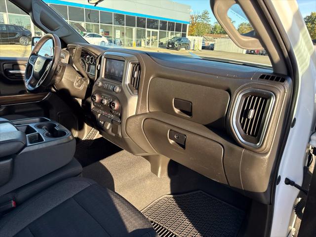 2021 Chevrolet Silverado 1500 4WD Crew Cab Short Bed LT