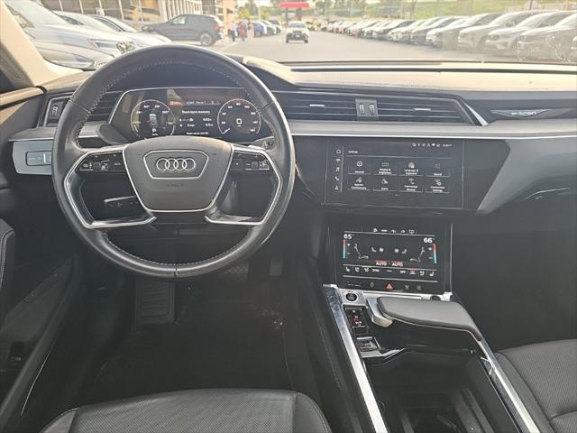 2021 Audi e-tron Premium Plus quattro