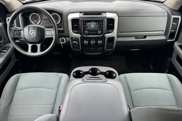 2016 Ram 1500 SLT