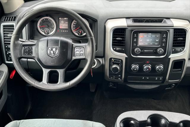 2016 Ram 1500 SLT