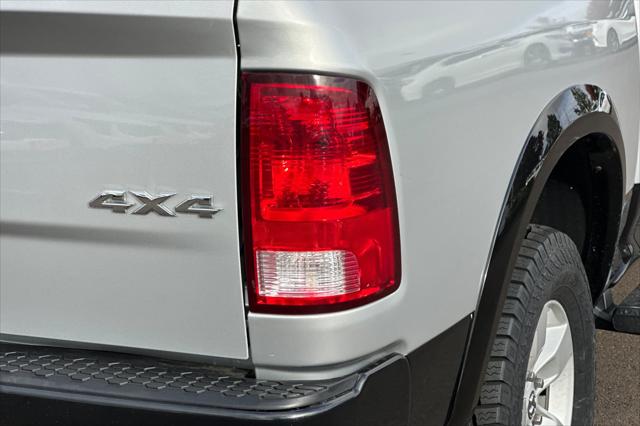 2016 Ram 1500 SLT